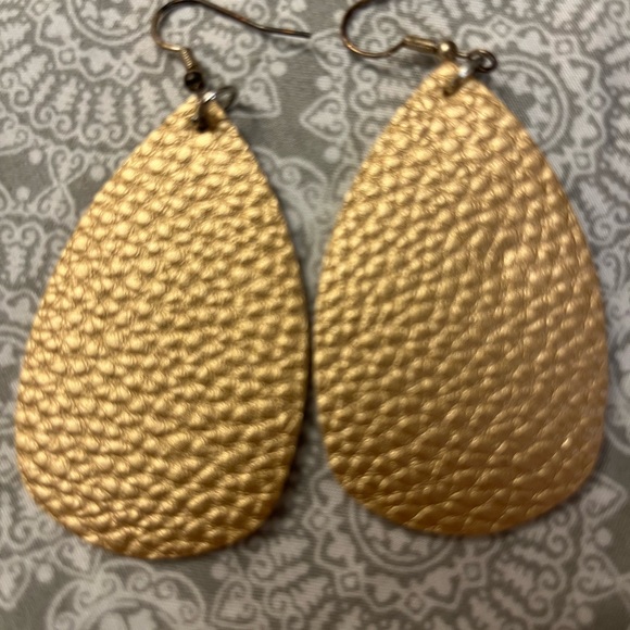 Handmade Faux Earrings - Picture 1 of 1
